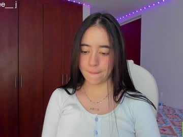 [18-02-23] alicee_w public show video from Chaturbate