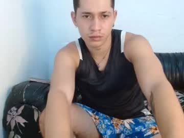 [02-12-22] chico_hotbh record public webcam from Chaturbate