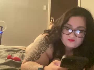 [01-01-24] tillymarie3390 public show video from Chaturbate