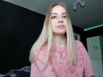 [18-06-22] ur_sweet_lily record cam show from Chaturbate.com