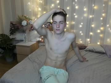 [10-06-23] kevin_dickinson cam show from Chaturbate