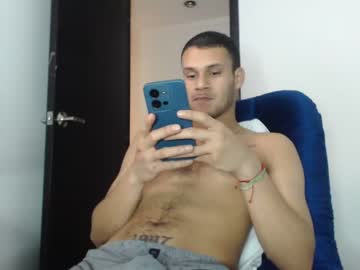 [01-05-24] felipho_11 private from Chaturbate