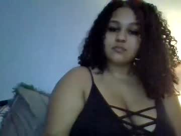 [05-03-24] laylathadon11 record video with toys from Chaturbate