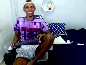 [19-07-22] imgregory blowjob video from Chaturbate