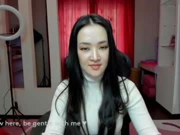 [01-10-22] beeray_2 record public show from Chaturbate