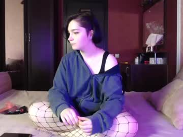 [20-10-22] prettyliana record video with toys from Chaturbate