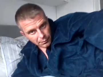[12-09-22] uk85lad blowjob video from Chaturbate