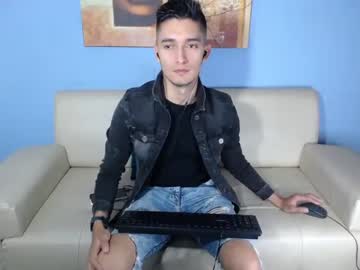[26-06-22] anddy_01 record video with toys from Chaturbate