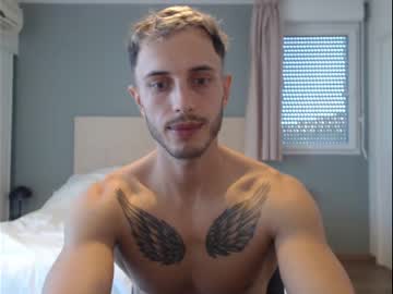 [17-09-22] andrewwaa19 record webcam video from Chaturbate.com