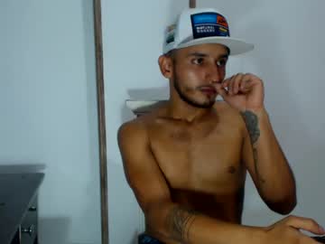 [22-04-23] house_of_male private show video from Chaturbate.com