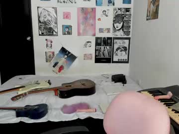 [31-03-22] kittyscrem public webcam video from Chaturbate.com