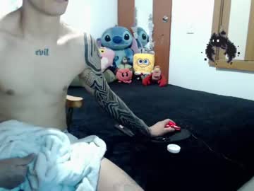 [01-02-23] mr_xxxtentation23 record video with dildo from Chaturbate.com