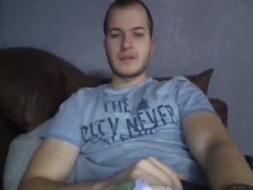 [07-03-23] thickhead19971 record video from Chaturbate