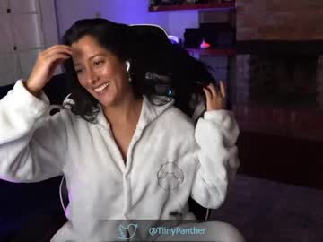 [24-05-23] tiny_panther record show with toys from Chaturbate