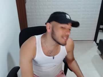 [20-01-23] xavier_alcaseres public show from Chaturbate