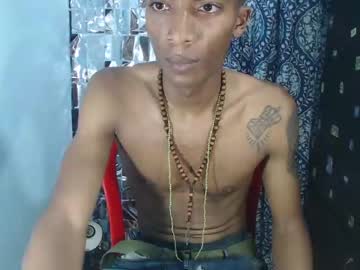[19-04-23] yslan_kimber_glock public show video from Chaturbate