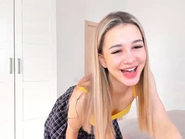 [10-04-23] holly____ chaturbate public show