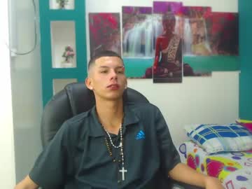 [07-05-24] dereck_bigcock21 record public webcam video from Chaturbate.com