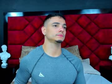 [01-02-24] isaacsuarez cam video from Chaturbate