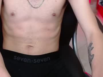 [04-04-22] tomsawyerr_ cam video from Chaturbate