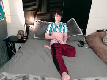 [19-03-22] stupidtwink chaturbate show with toys