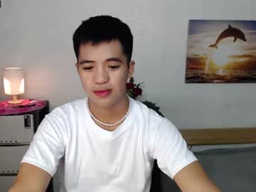 [17-10-23] mikel18280385 show with toys from Chaturbate