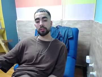 [08-12-22] fabinho_do_santos show with cum from Chaturbate.com