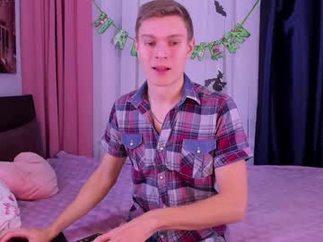 [30-10-22] zack_ward chaturbate show with toys