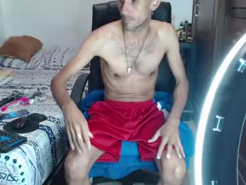 [15-09-22] andresthompson_ public show from Chaturbate.com