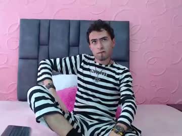 [23-01-24] isaac_winter_ record public show video from Chaturbate