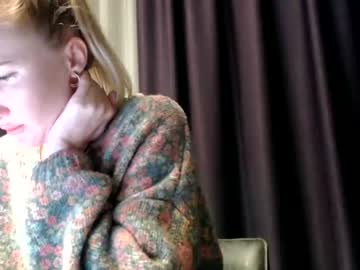 [21-02-22] hungrybunny_ public webcam video from Chaturbate.com