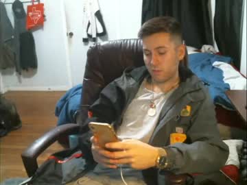 [24-11-22] clark_2021 video with toys from Chaturbate