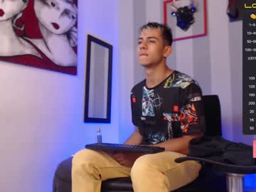 [27-06-22] camilo_saenx video with toys from Chaturbate