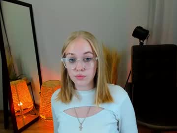 [28-10-23] _little_lola_ record cam show from Chaturbate