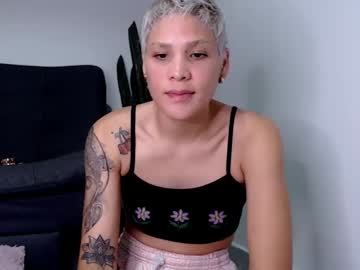 [13-10-23] laura_r23 record blowjob show from Chaturbate