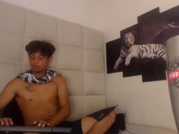 [02-05-23] dave_masterboy record video with toys from Chaturbate