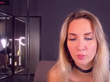 [29-07-22] amelie_kramer public show from Chaturbate