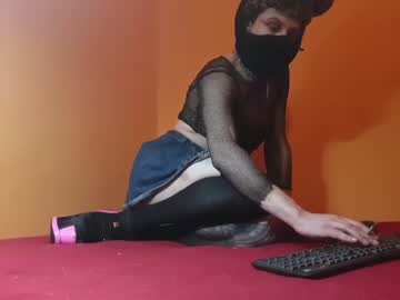 [27-04-24] lillysissi public show from Chaturbate