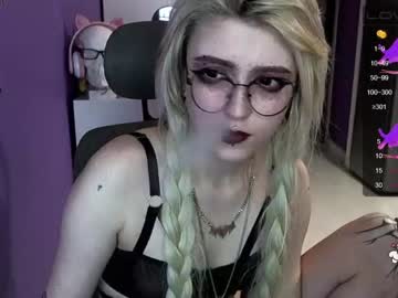 [05-12-22] hello_kitty_6x6x6 chaturbate cum record