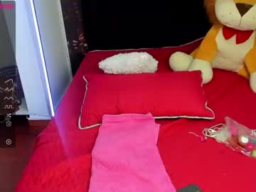 [27-08-22] _krizzy record video with toys from Chaturbate