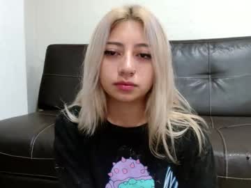 [01-11-22] avystrawberry chaturbate public record