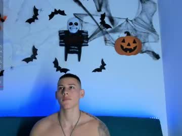 [26-10-23] muscle_king_cum record premium show video from Chaturbate