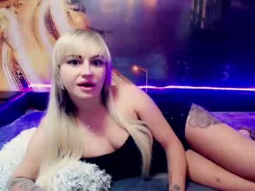 [21-10-22] queen_poison8 record public show video from Chaturbate