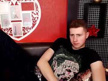 [26-03-22] archer_hotboy public show video from Chaturbate