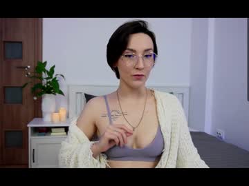 [03-01-22] mmmelina premium show from Chaturbate