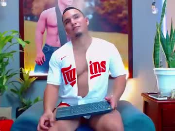 [20-02-24] thiiago_andrade cam show from Chaturbate
