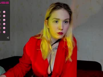 [26-04-22] dora_from_moon public show video from Chaturbate