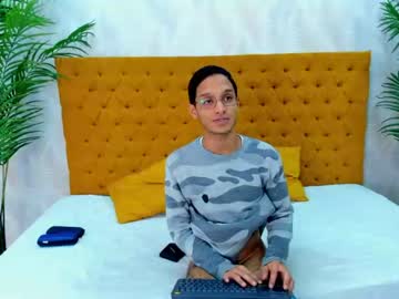 [25-05-22] matt_austiin chaturbate toying