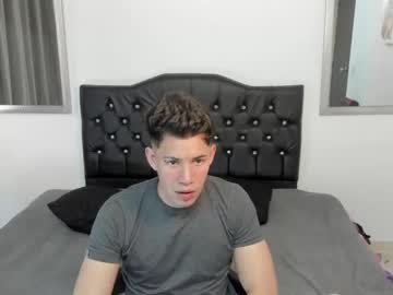 [15-04-22] max_taylor20 video with dildo from Chaturbate