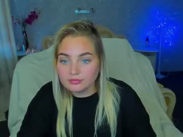 holly_walker chaturbate